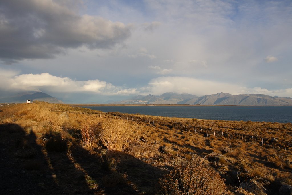 08-On the way to the Perito Moreno glacier.jpg - On the way to the Perito Moreno glacier